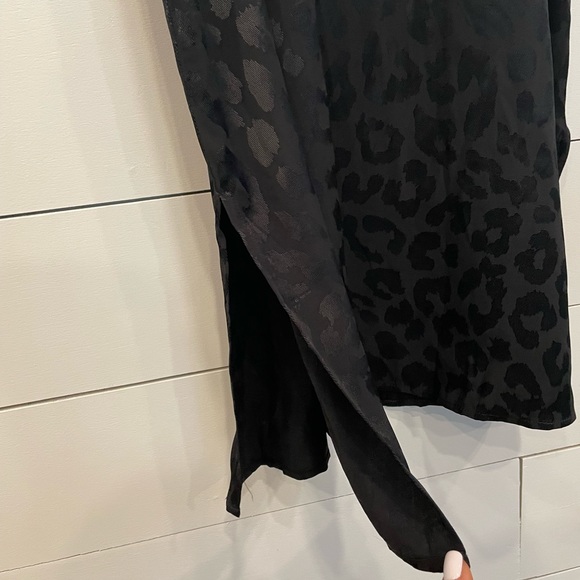 Express Black Leopard Dress size L - Picture 5 of 15
